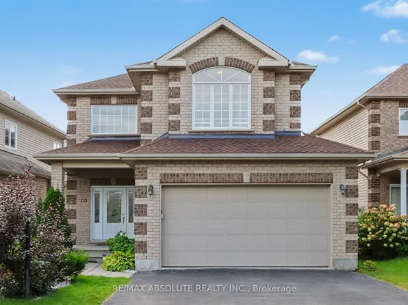 113 Sirocco Cres, Ottawa, ON K2S 2E1