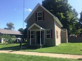 323 Fulton Ave, Rochester, IN 46975