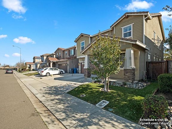 3rd image of 551 Sawyer Dr