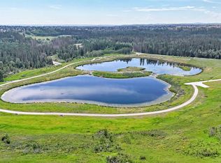 185 S Woodridge Dr SW #3, Calgary, AB T2W3X7