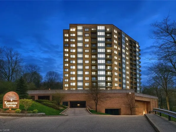 237 King St W #1305, Cambridge, ON N3H 5L2