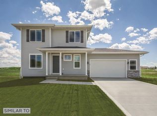 131 Cortland Ct, Norwalk, IA 50211