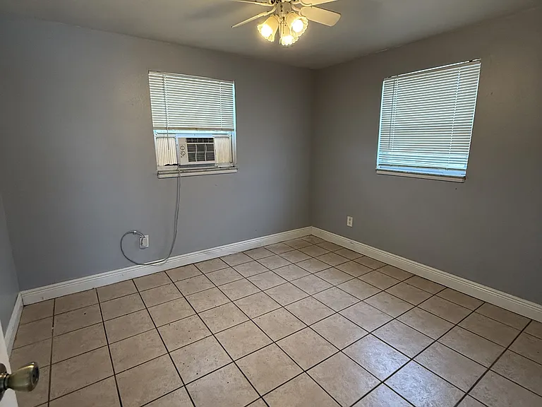 2901 Parker Ave #1 — Photo 3