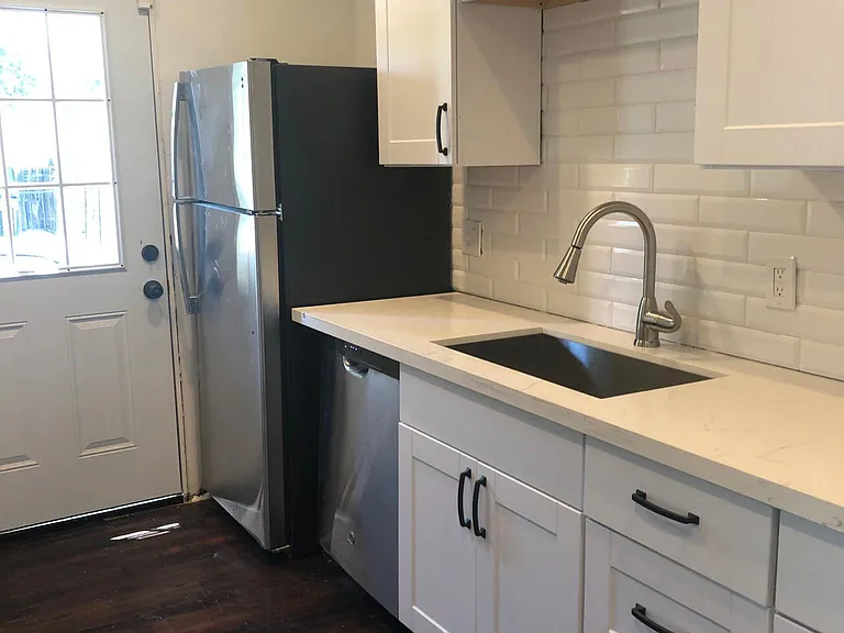 3802 General Pershing St — Photo 5