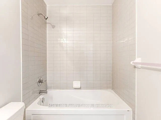863 Cook Cres — Photo 31