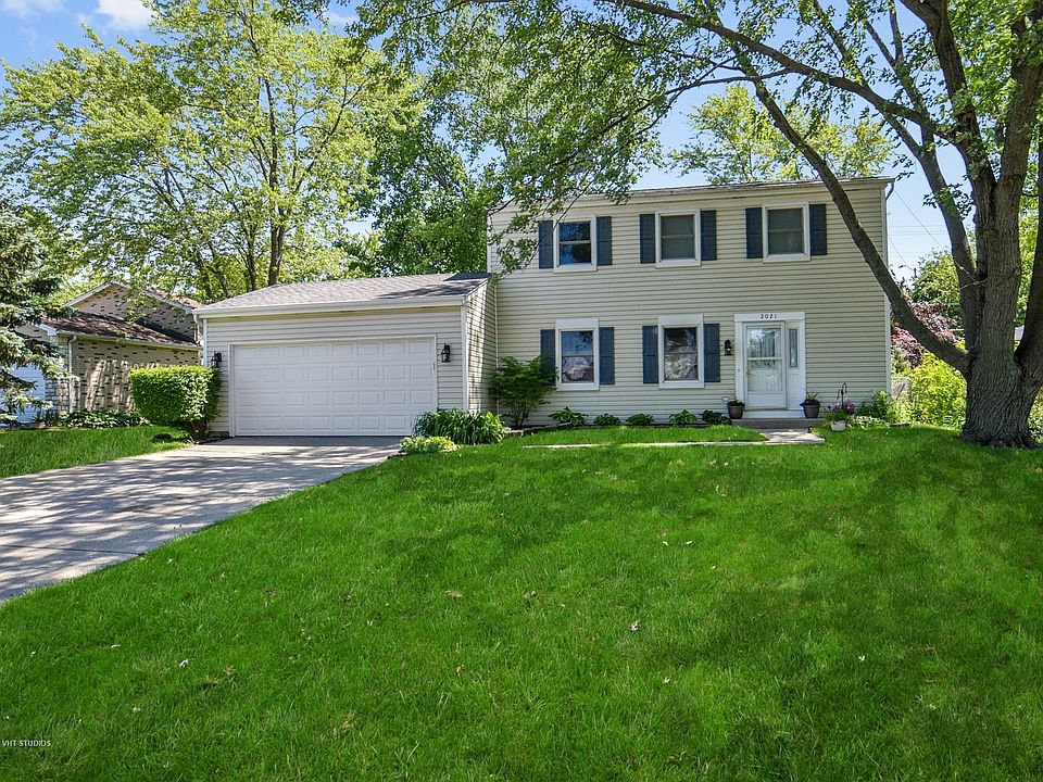 1st image of 2021 Briar Hill Dr