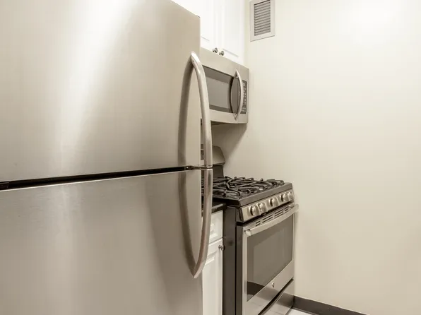 182 East 95th Street image 6 of 11