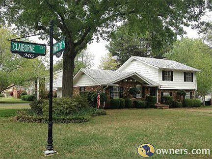 3rd image of 7132 Claiborne Dr