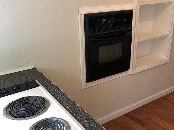 5th image of 201 Georgia Ave APT C