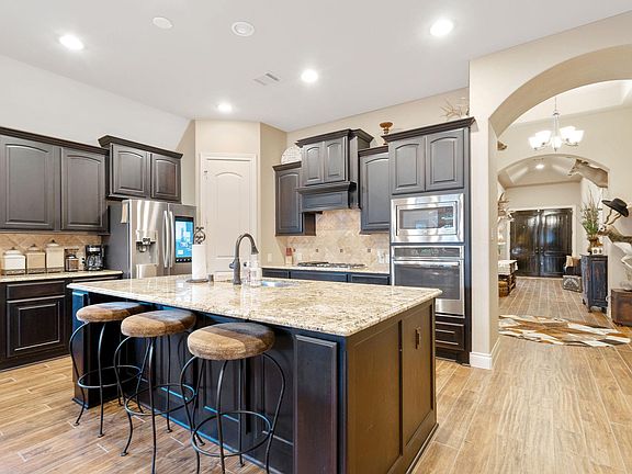2nd image of 298 Trillium Park Loop