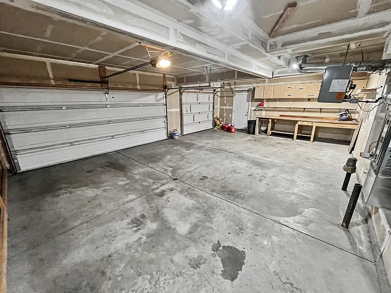 4021 Red Talon Dr — Photo 10
