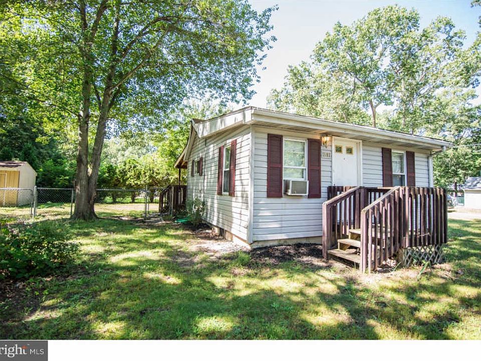 1st image of 1503 E Lakeshore Dr