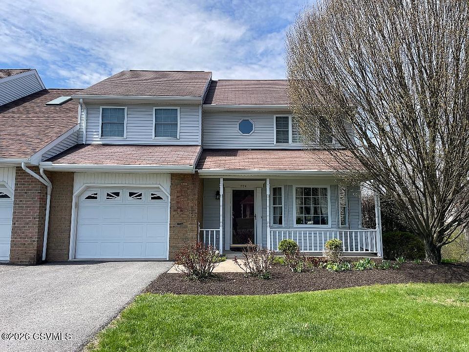1st image of 224 Oak Ln
