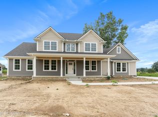 1203 Invitational Dr, Metamora, MI 48455