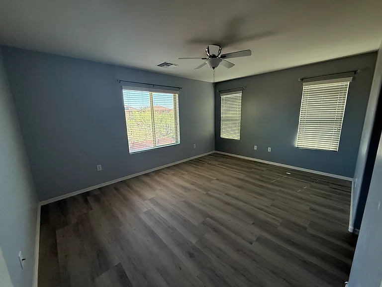 917 W Placita Canalito — Photo 10