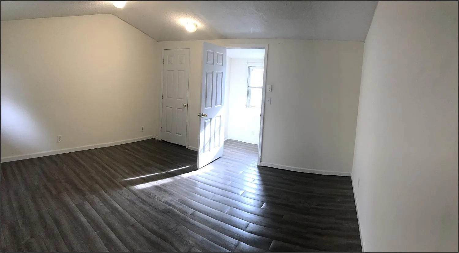 203 West 6th St - Lower — Photo 3