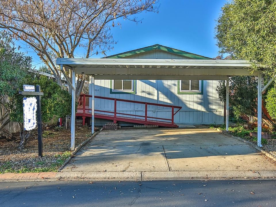 2nd image of 5864 Park Cir