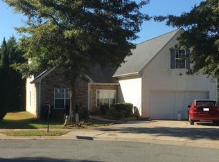 1208 Oakdale Commons Ct, Charlotte, NC 28216