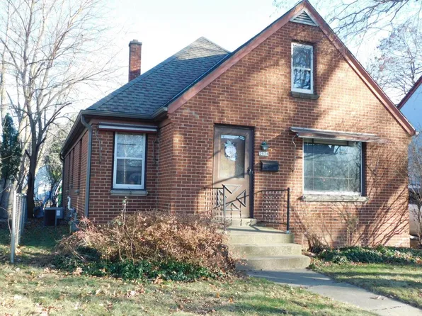 2038 South 96th STREET, West Allis, WI 53227