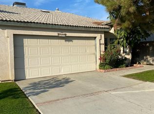 9318 Campus Park Dr, Bakersfield, CA 93311