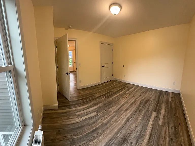58 Elm St #B — Photo 17