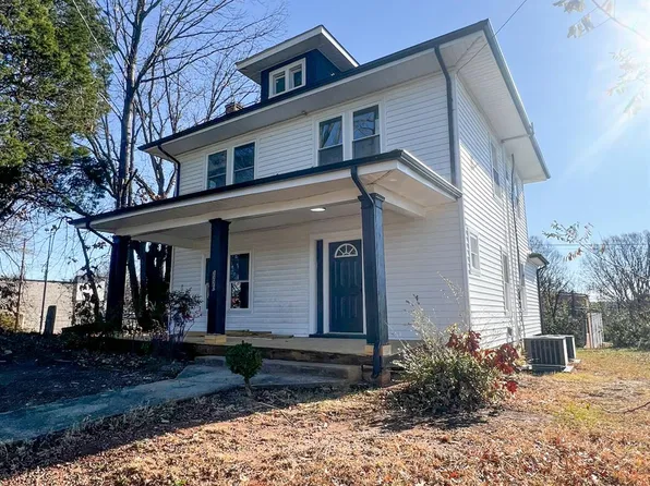 2220 Fort Ave, Lynchburg, VA 24501