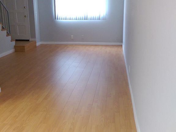 3rd image of 4300 Manhattan Beach Blvd