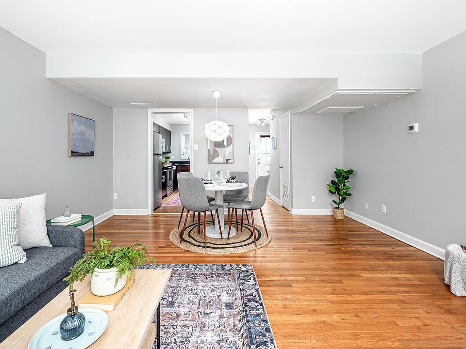 1st image of 506 N Greensboro St APT 13