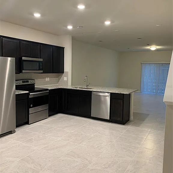 2567 Buena View Rd — Photo 2
