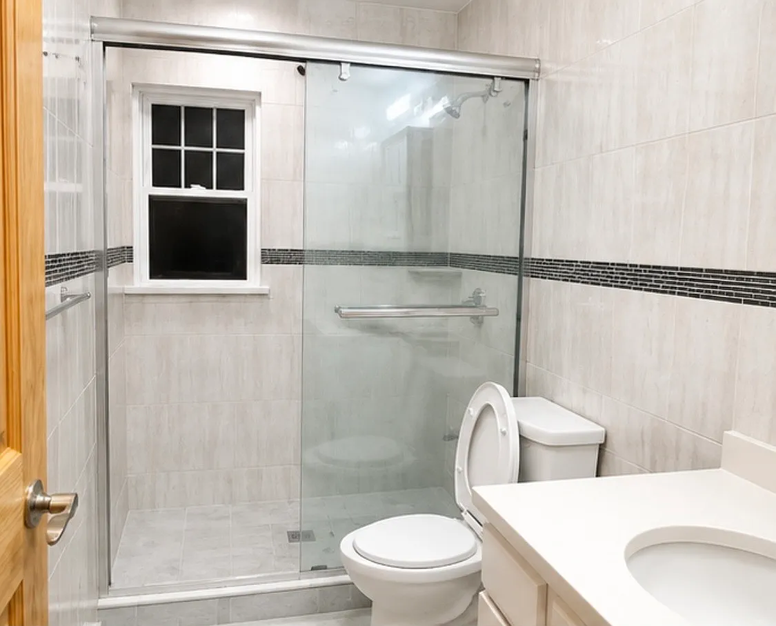 2 bed, 865 sqft, $2,500 — Photo 1