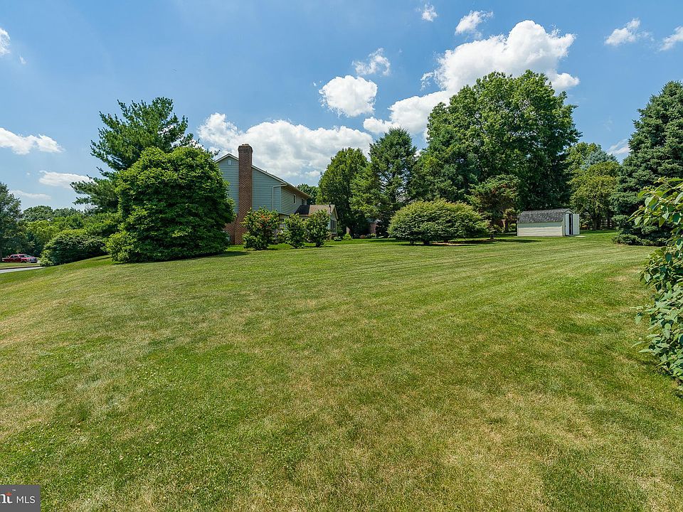 792 Sue Dr, Lititz, PA 17543 Zillow