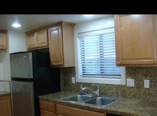 1524 De La Vina St APT B, Santa Barbara, CA 93101