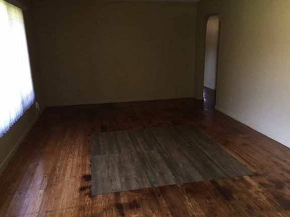 4th image of 315 E Brunswick Ave