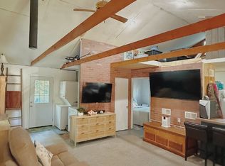 894 W Walter Rd, Sanford, MI 48657