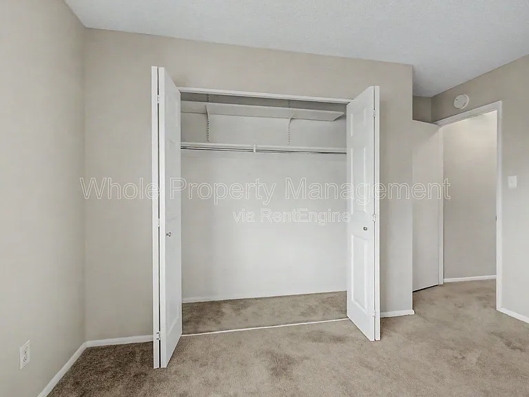 8705 Santa Fe Dr — Photo 12