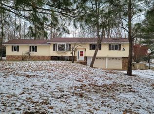 7475 Cox Rd, Bellevue, MI 49021