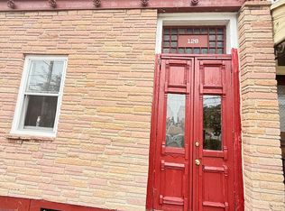 128 N York St, Pottstown, PA 19464