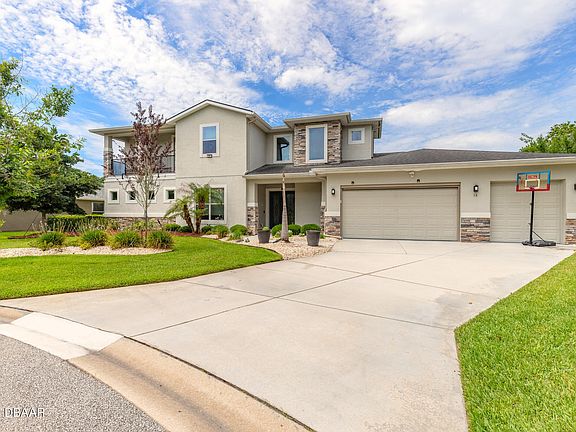 2nd image of 38 Coquina Lake Way
