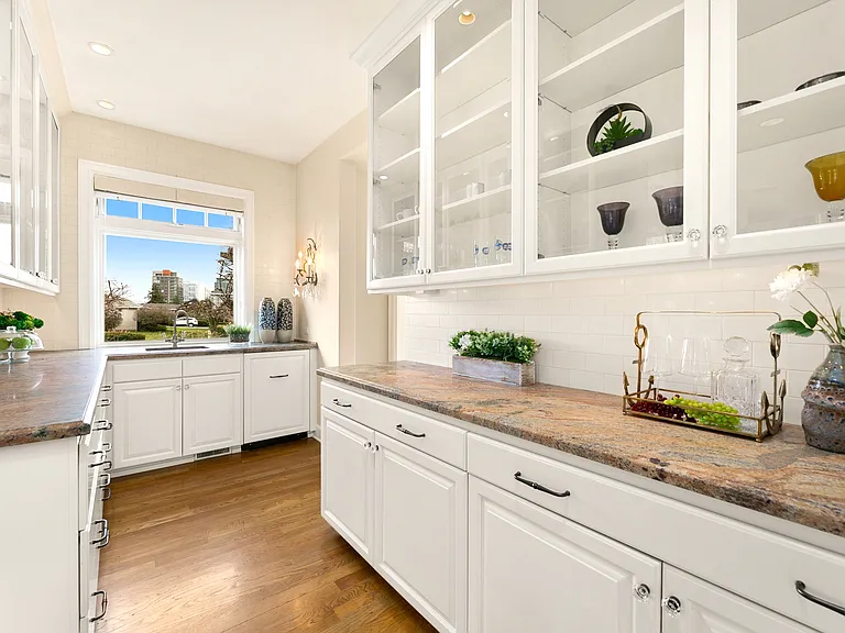 9676 Evergreen Dr NE — Photo 20