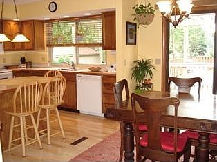 5th image of 3051 Red Oak Dr