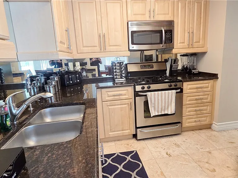 210 E Flamingo Rd #208 — Photo 16