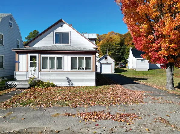 482 Aroostook Avenue, Millinocket, ME 04462