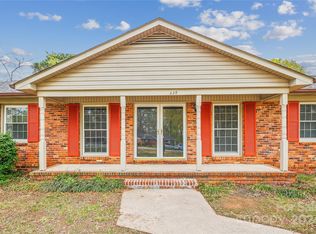 335 Pine Valley Rd, Salisbury, NC 28147