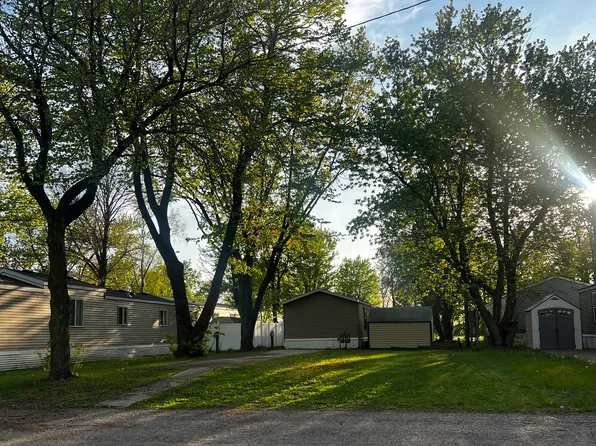 1920 2nd St NW, Faribault, MN