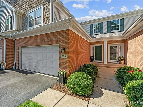 3rd image of 375 Wolcott Ln