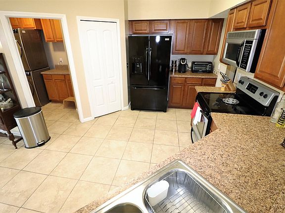 5th image of 2442 Egrets Glade Dr