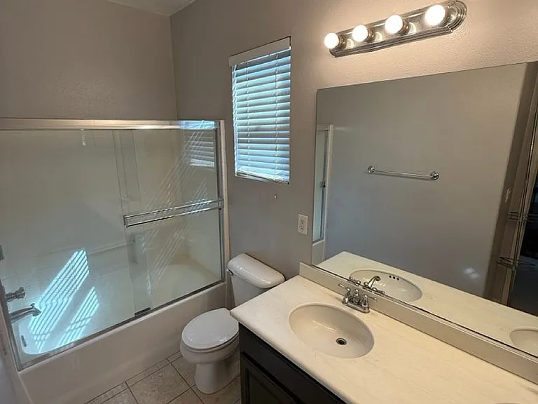 10317 Titanium St — Photo 4