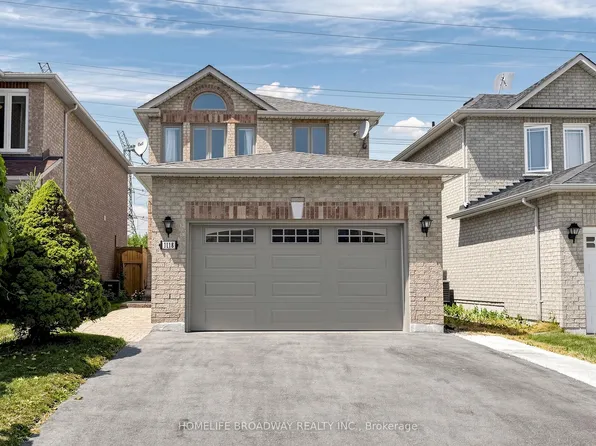 1118 Gossamer Dr, Pickering, ON L1X 2T7