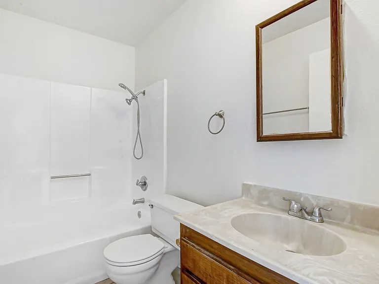 8244 Beech Avenue — Photo 16