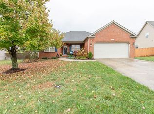 613 Cannonball Dr, Nicholasville, KY